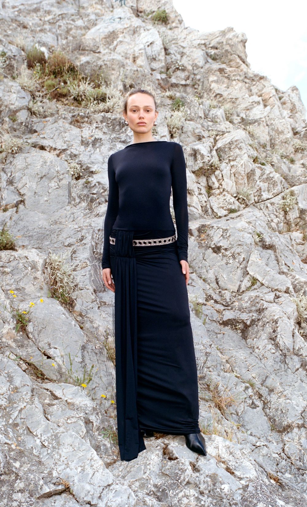 ANDREA LONG SLEEVE MAXI DRESS  - BLACK