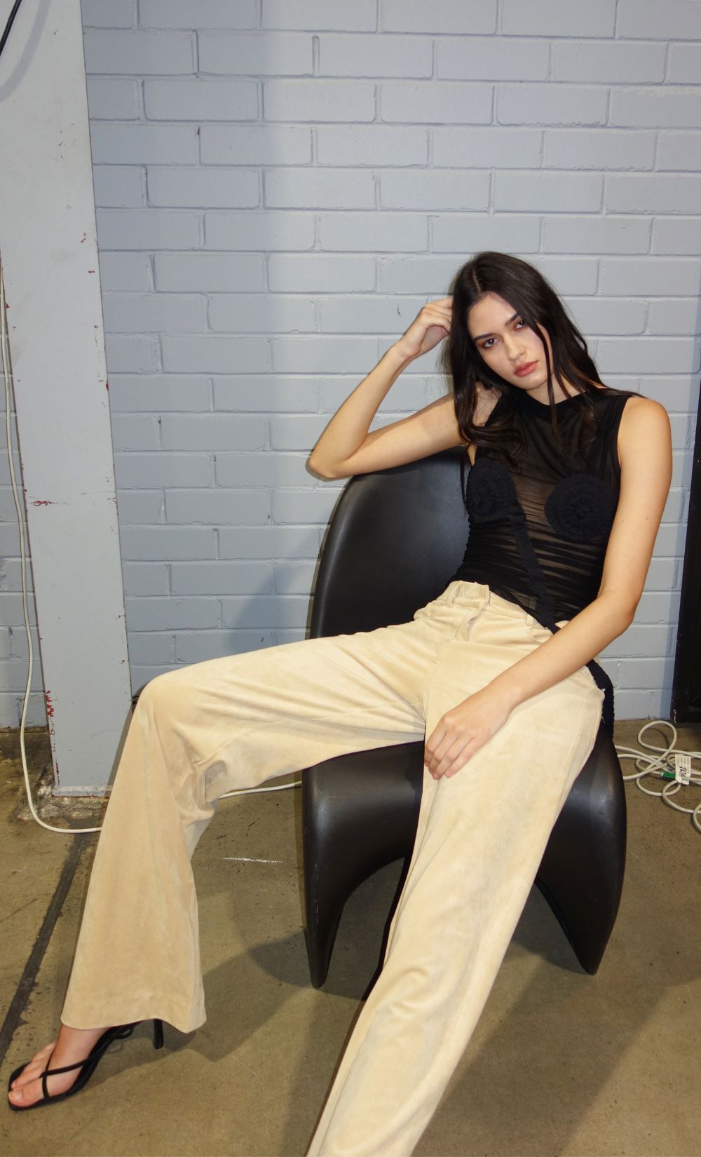 DANTE SPIRAL BOAT NECK TOP - BLACK