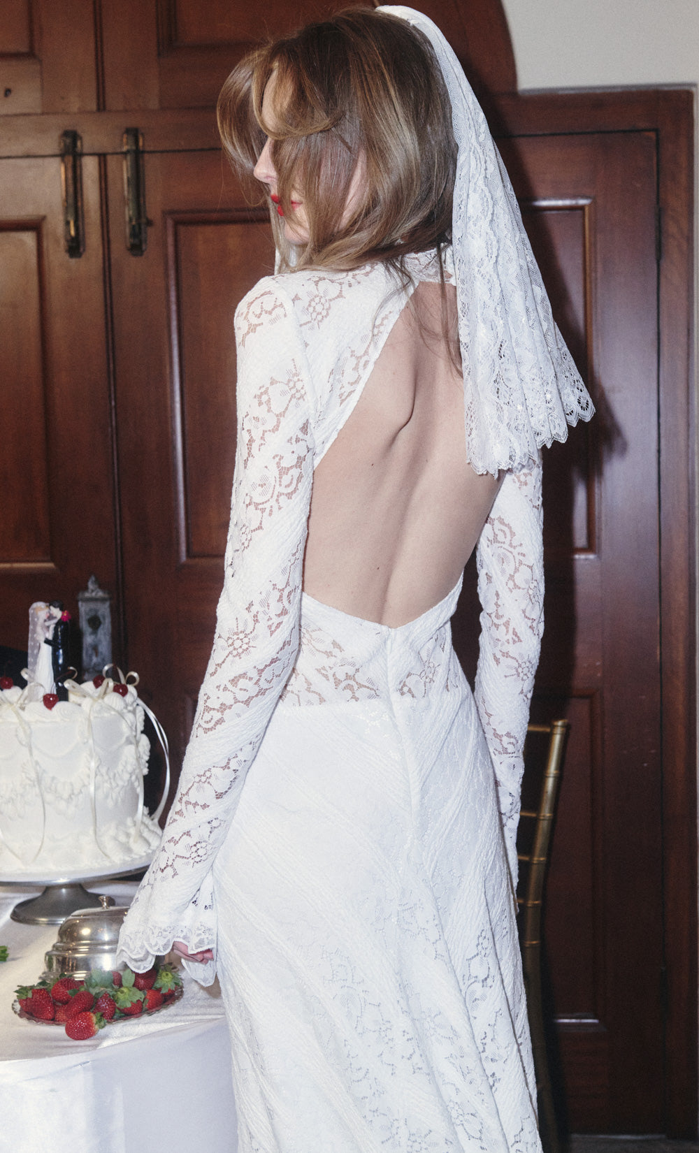 HENRIETTA LONG SLEEVE GOWN - WHITE