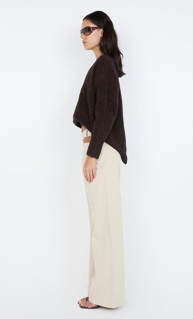 CAMPBELL V NECK JUMPER - CHOC