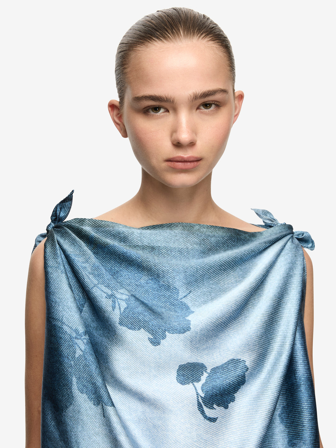 MUSA SCARF - DENIM FLORAL