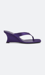 SCARLET THONG WEDGE - DEEP VIOLET