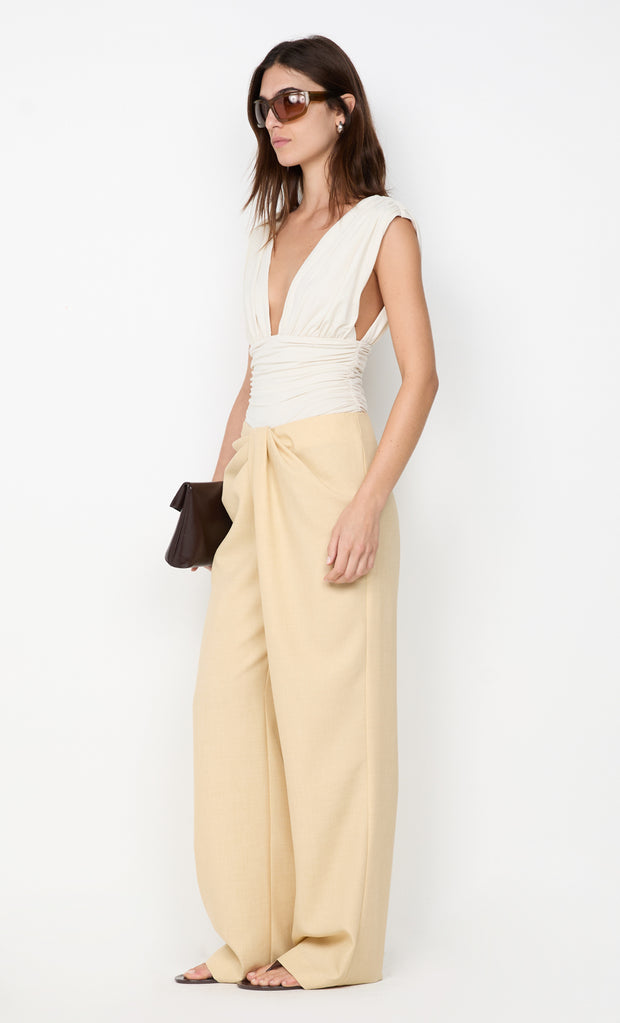 CLEMENTINE GATHERED TOP - VANILLA