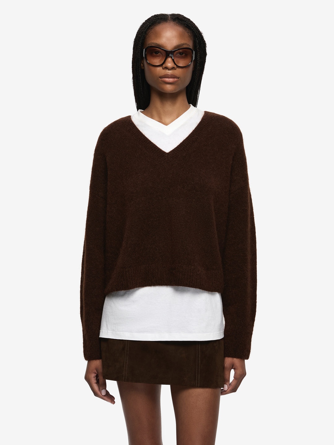 CAMPBELL V CROPPED JUMPER - DARK CHOCOLATE