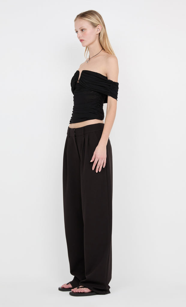 CAMILLE OFFSHOULDER TOP - BLACK
